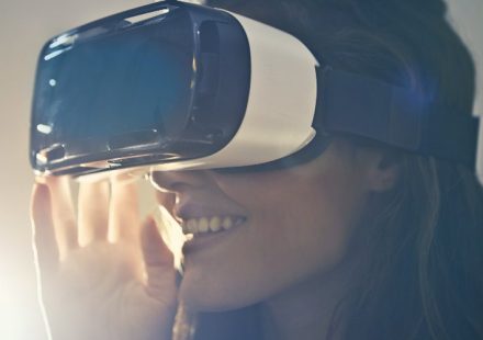 Apple quietly working on virtual reality: report