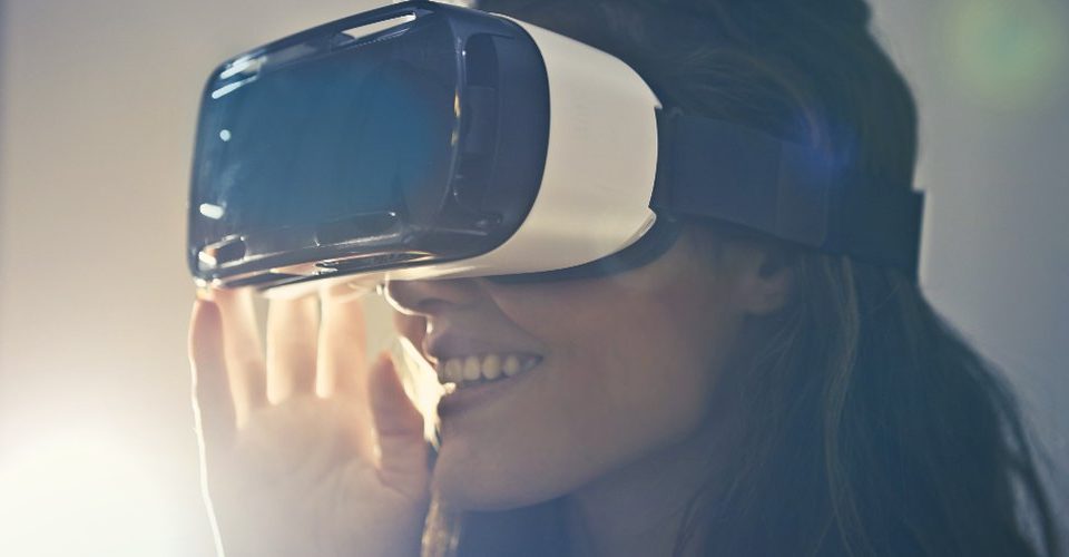 Apple quietly working on virtual reality: report