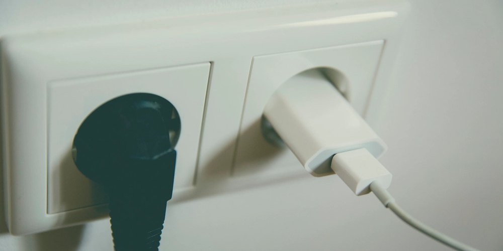 When Does an Electrical Outlet Need Replacement?